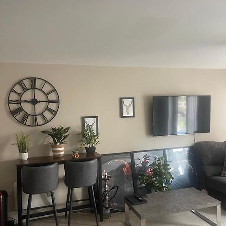 This Apartment Is No Longer Available! 曼彻斯特 外观 照片